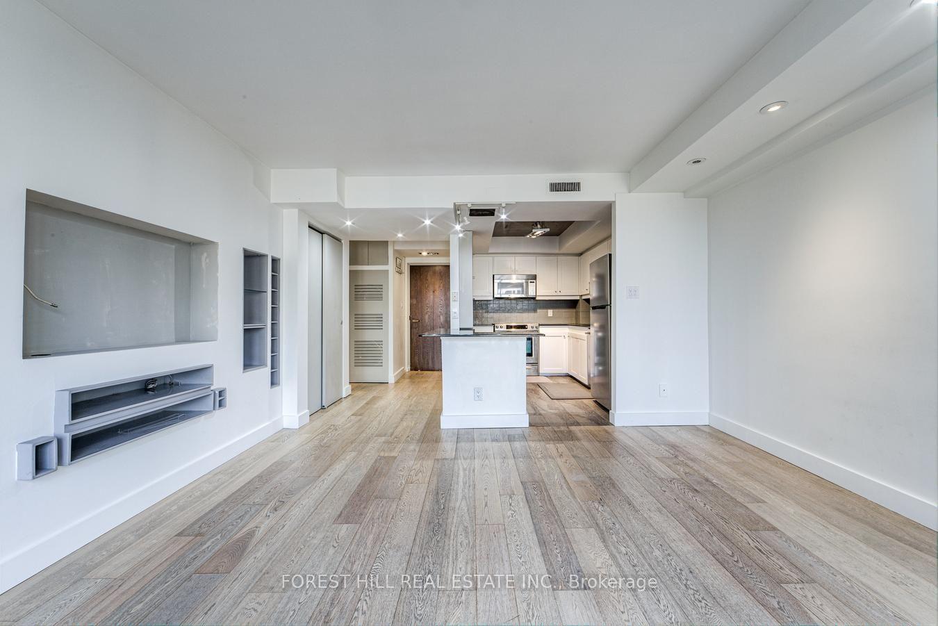 Photo 11 of Unit 1707, 65 Harbour Square, Toronto, Waterfront Communities — HOMEH