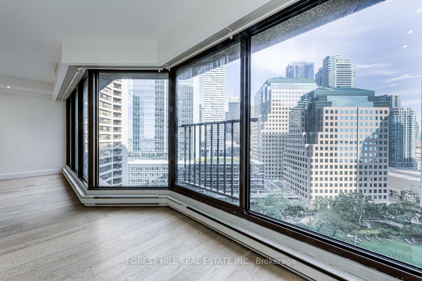 Photo 15 of Unit 1707, 65 Harbour Square, Toronto, Waterfront Communities — HOMEH