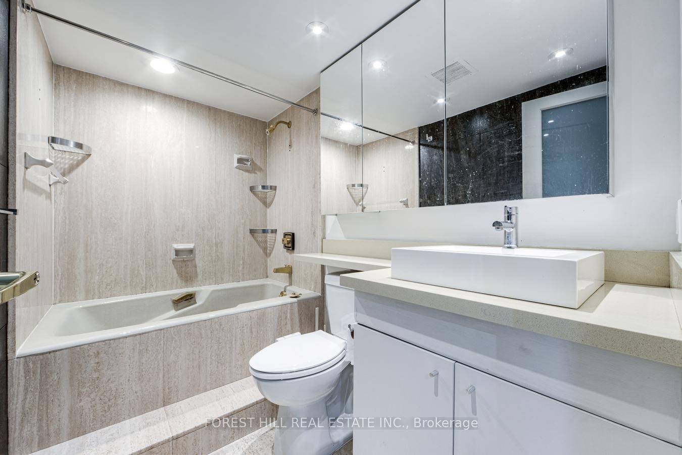Photo 20 of Unit 1707, 65 Harbour Square, Toronto, Waterfront Communities — HOMEH