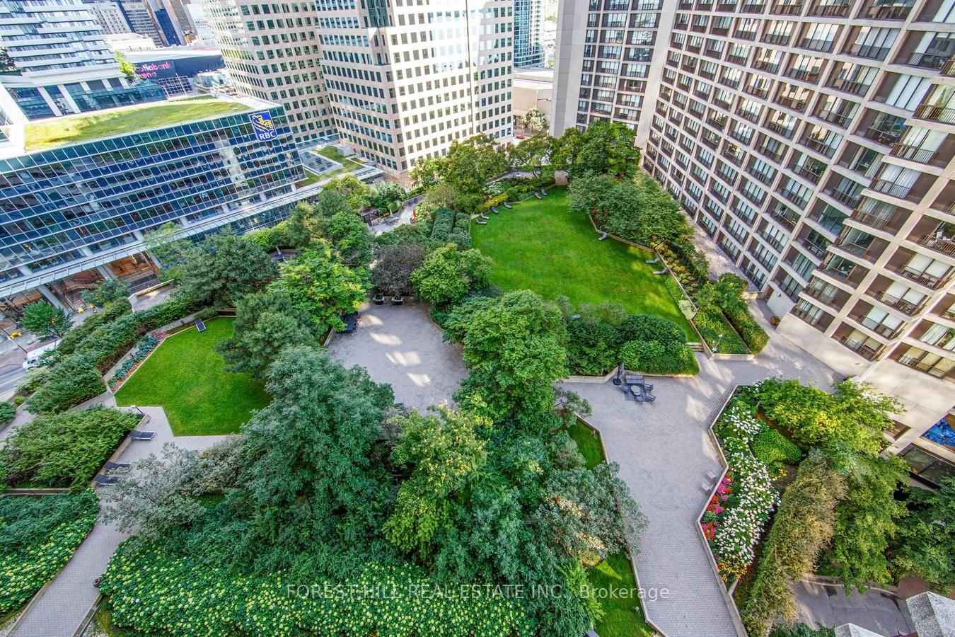 Photo 23 of Unit 1707, 65 Harbour Square, Toronto, Waterfront Communities — HOMEH