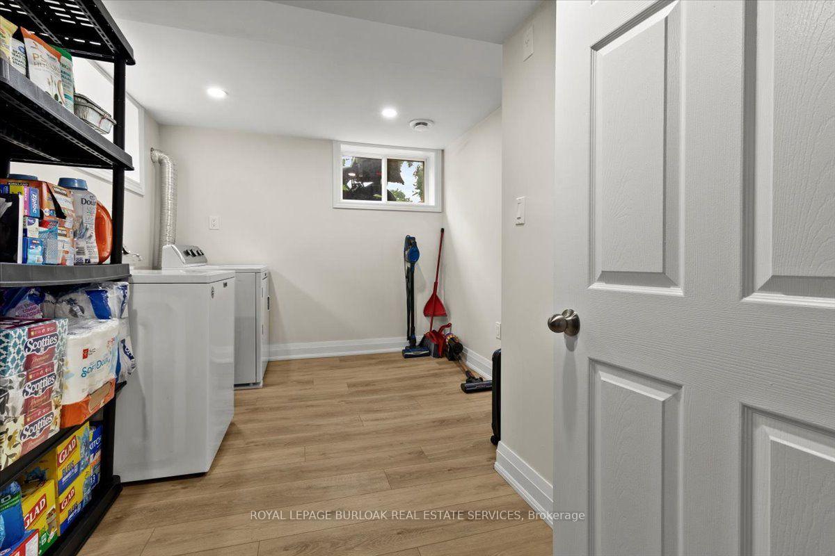 Photo 13 of Unit Lower, 161 Hoover Crescent, Hamilton, Balfour — HOMEH