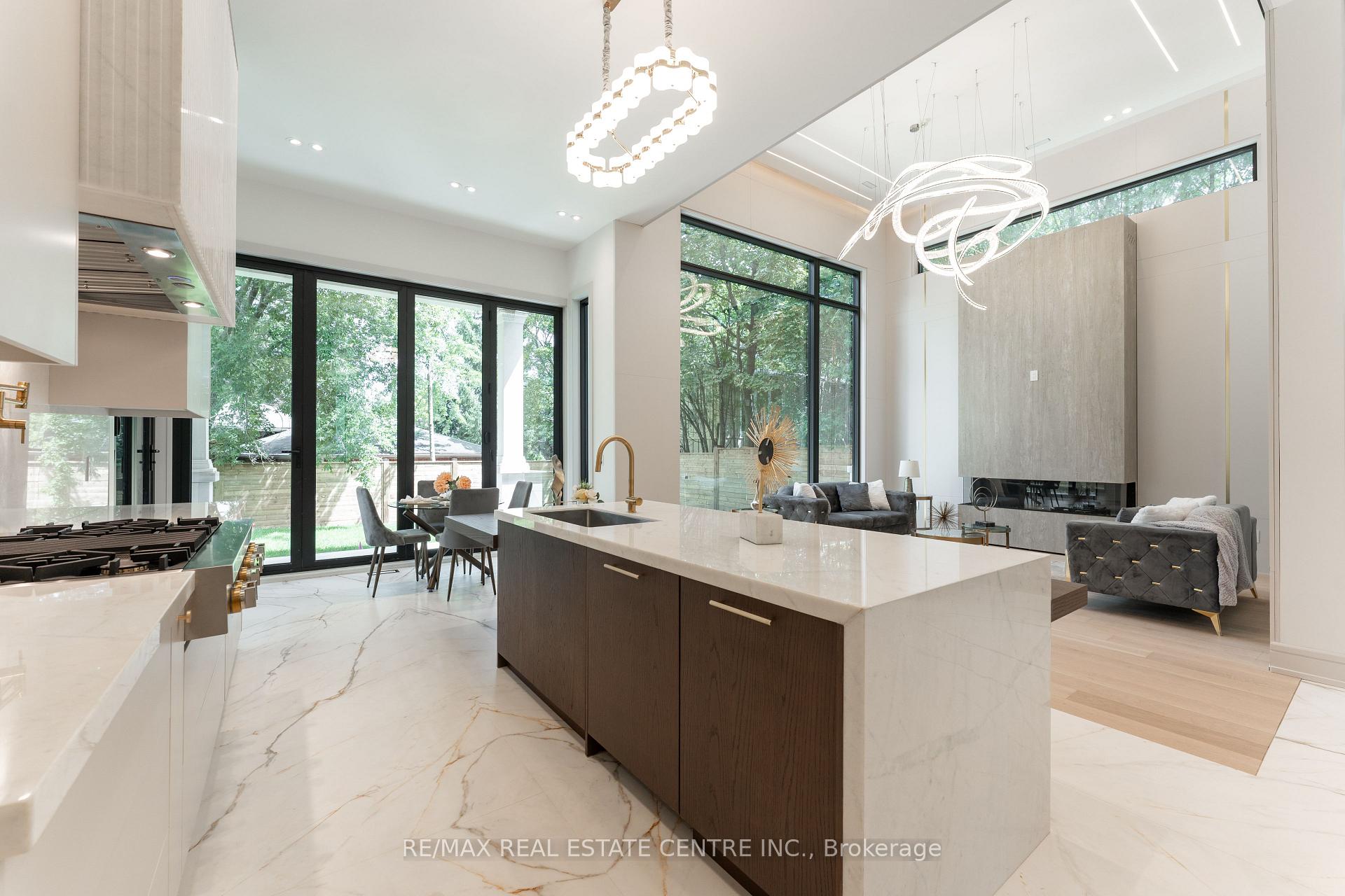 Photo 13 of 491 Fourth Line, Oakville, West — HOMEH