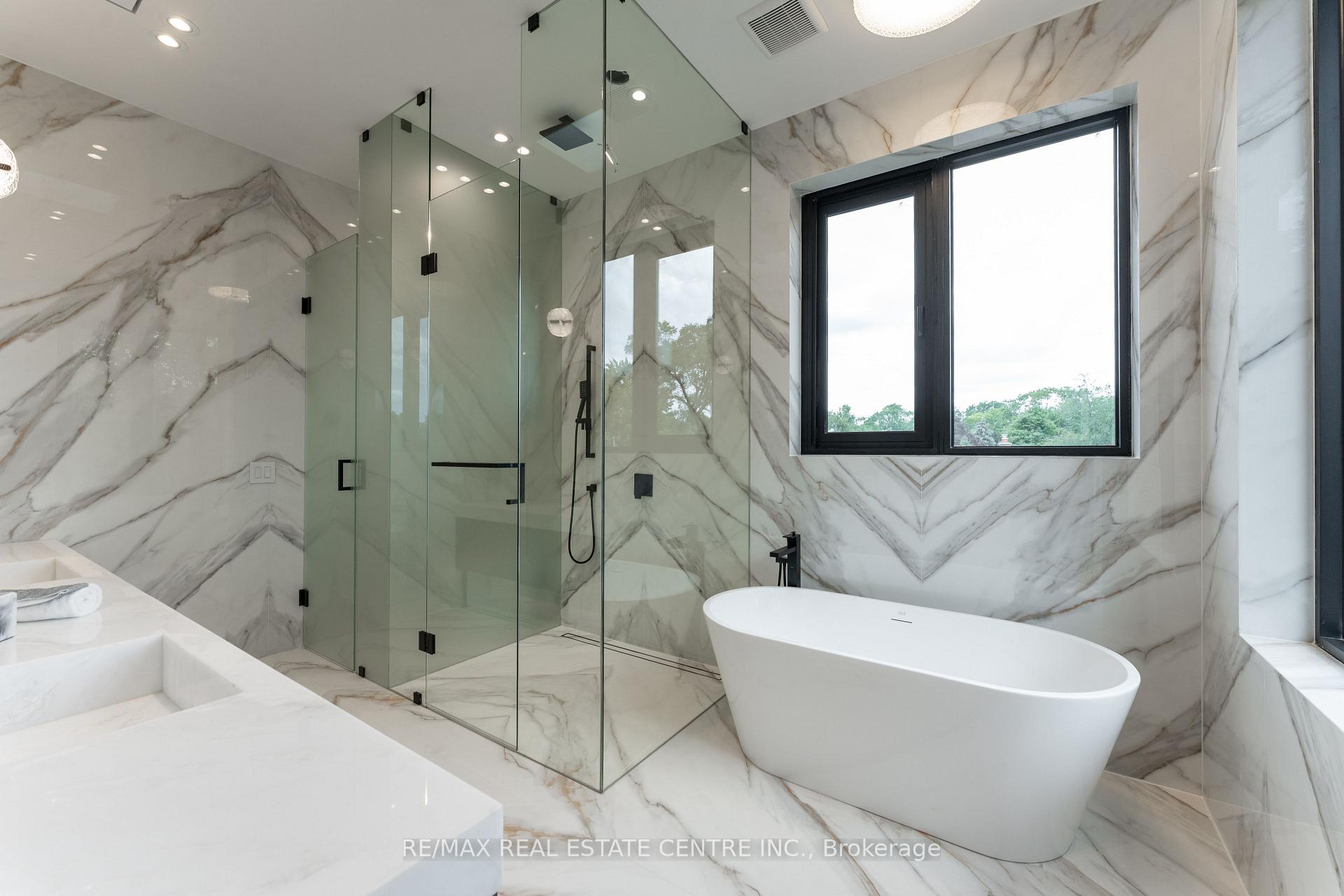 Photo 23 of 491 Fourth Line, Oakville, West — HOMEH