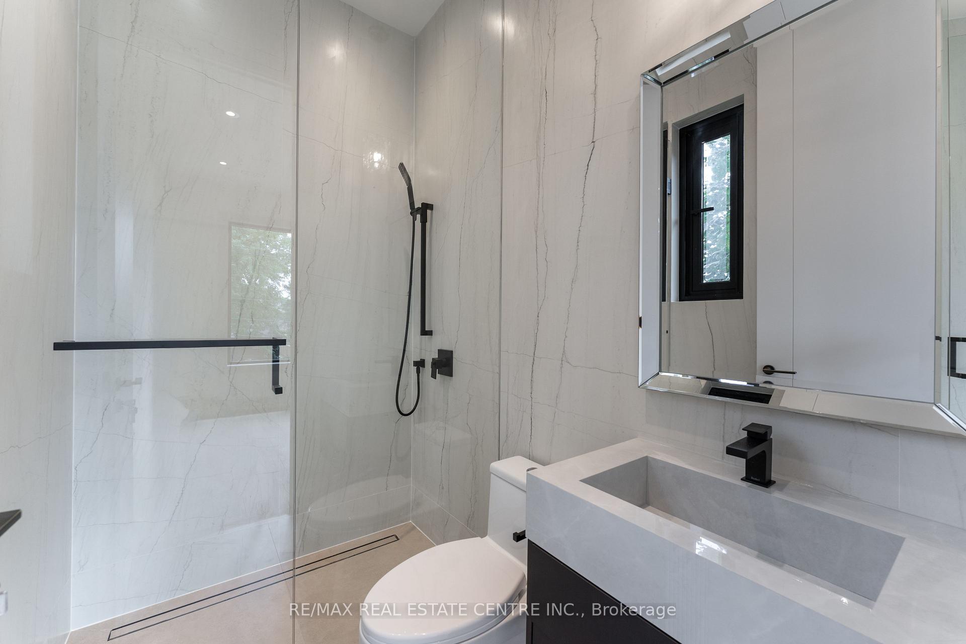 Photo 34 of 491 Fourth Line, Oakville, West — HOMEH