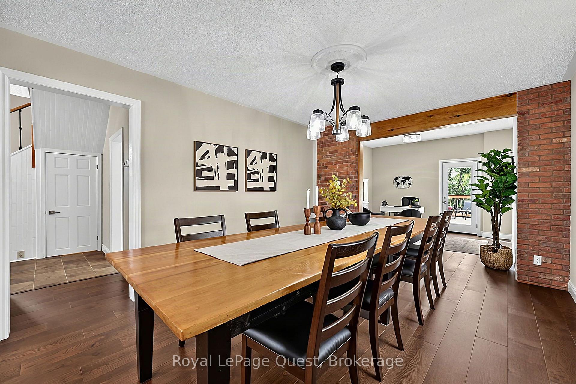 Photo 15 of 125 Coldwater Road, Orillia — HOMEH
