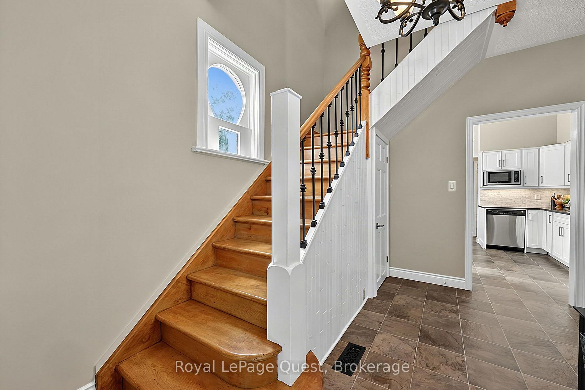 Photo 26 of 125 Coldwater Road, Orillia — HOMEH