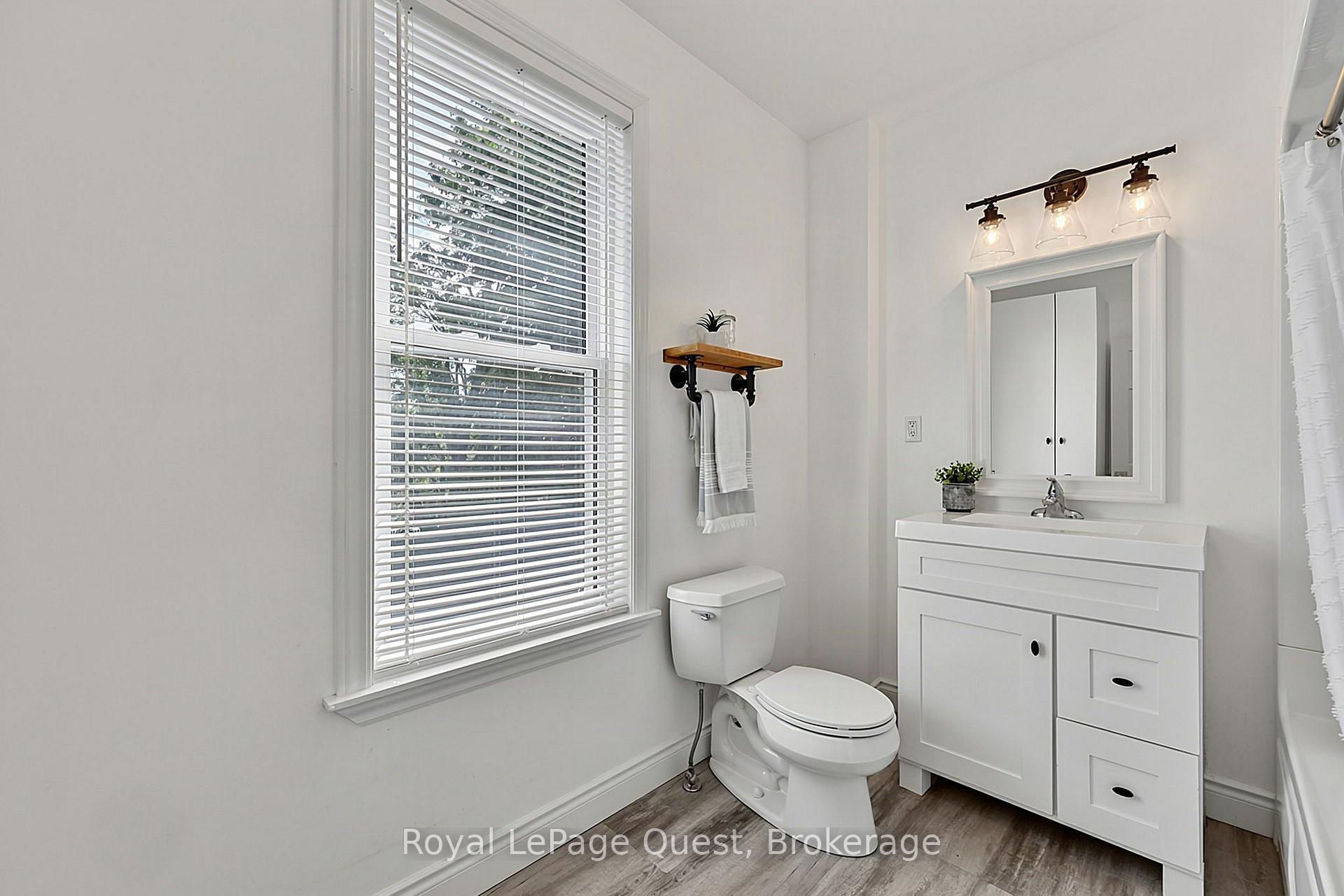 Photo 33 of 125 Coldwater Road, Orillia — HOMEH