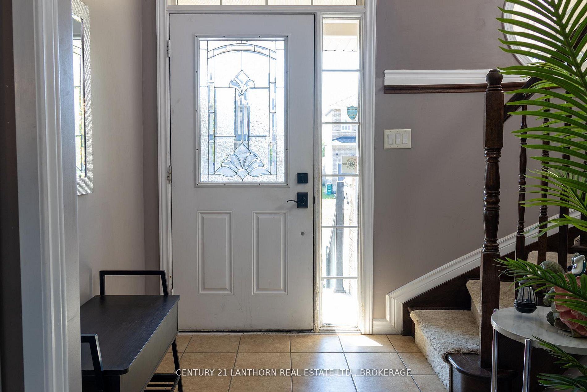 Photo 15 of 409 Cavendish Crescent, Kingston, City Northwest — HOMEH
