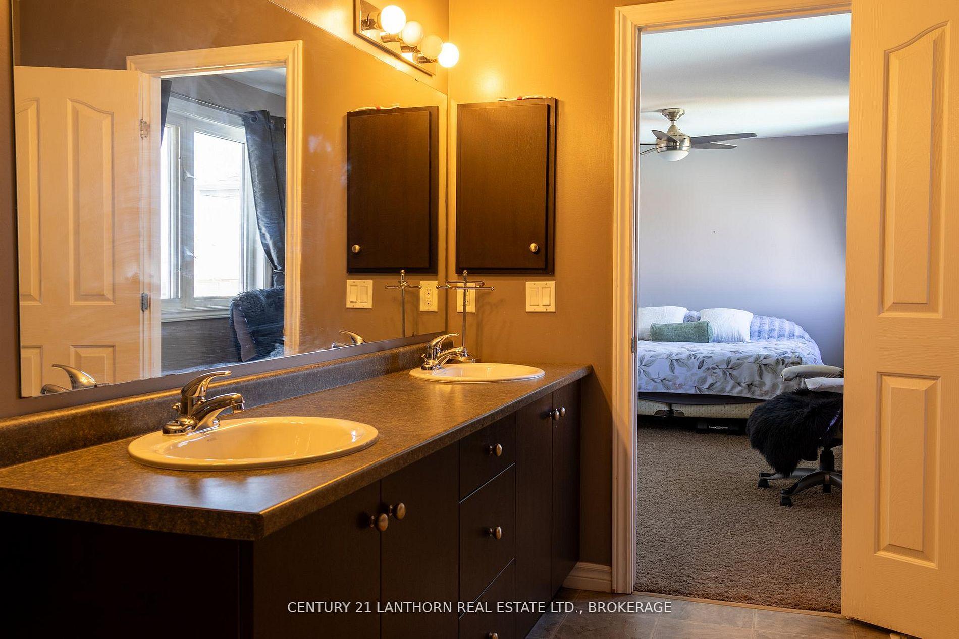 Photo 35 of 409 Cavendish Crescent, Kingston, City Northwest — HOMEH