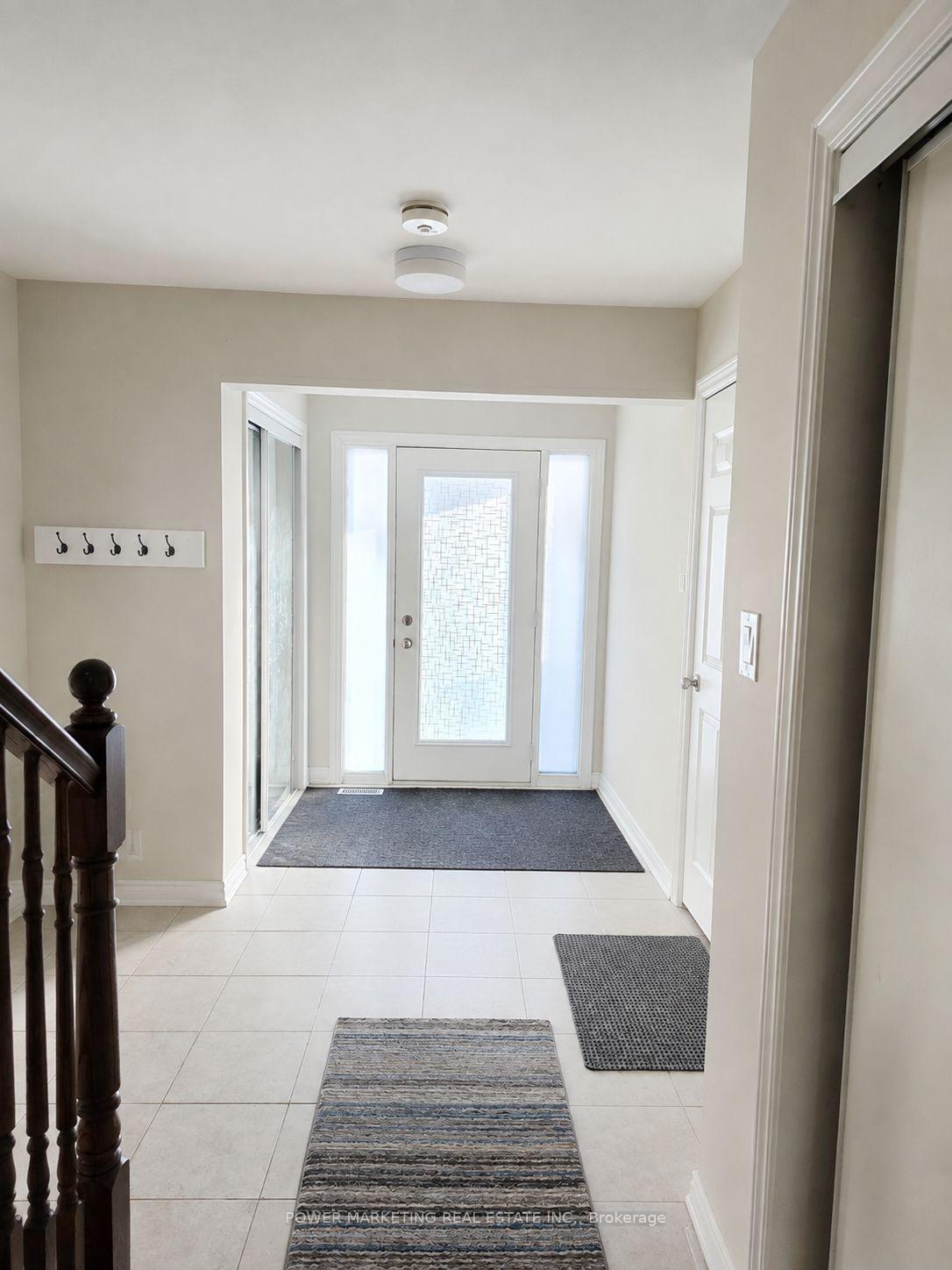 Photo 3 of 243 Atima Circle, Ottawa, Barrhaven - Half Moon Bay — HOMEH