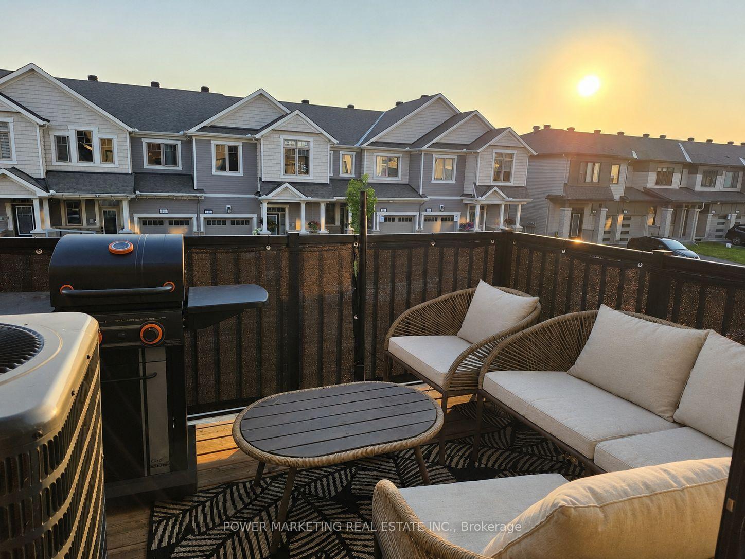 Photo 12 of 243 Atima Circle, Ottawa, Barrhaven - Half Moon Bay — HOMEH