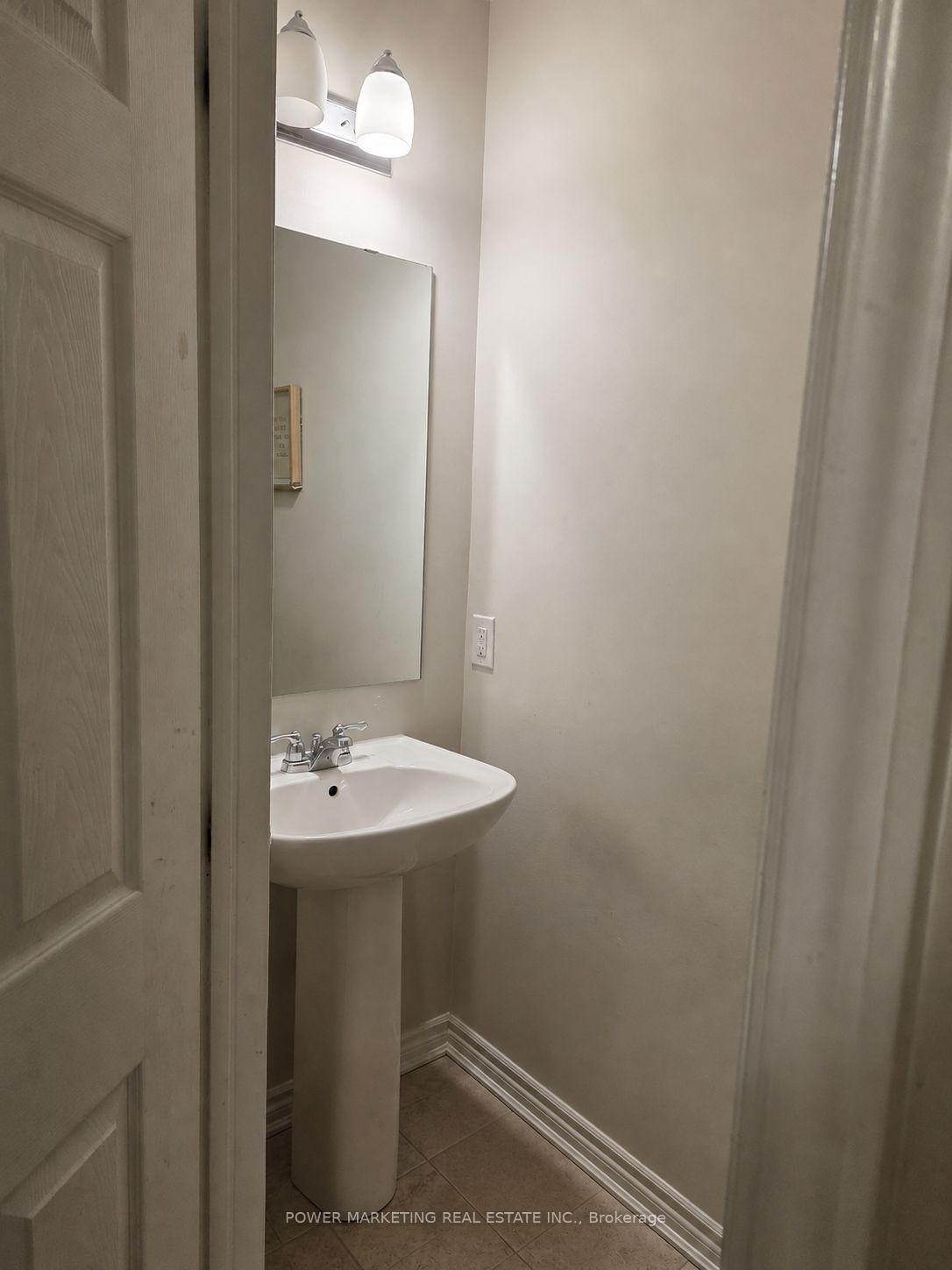 Photo 14 of 243 Atima Circle, Ottawa, Barrhaven - Half Moon Bay — HOMEH
