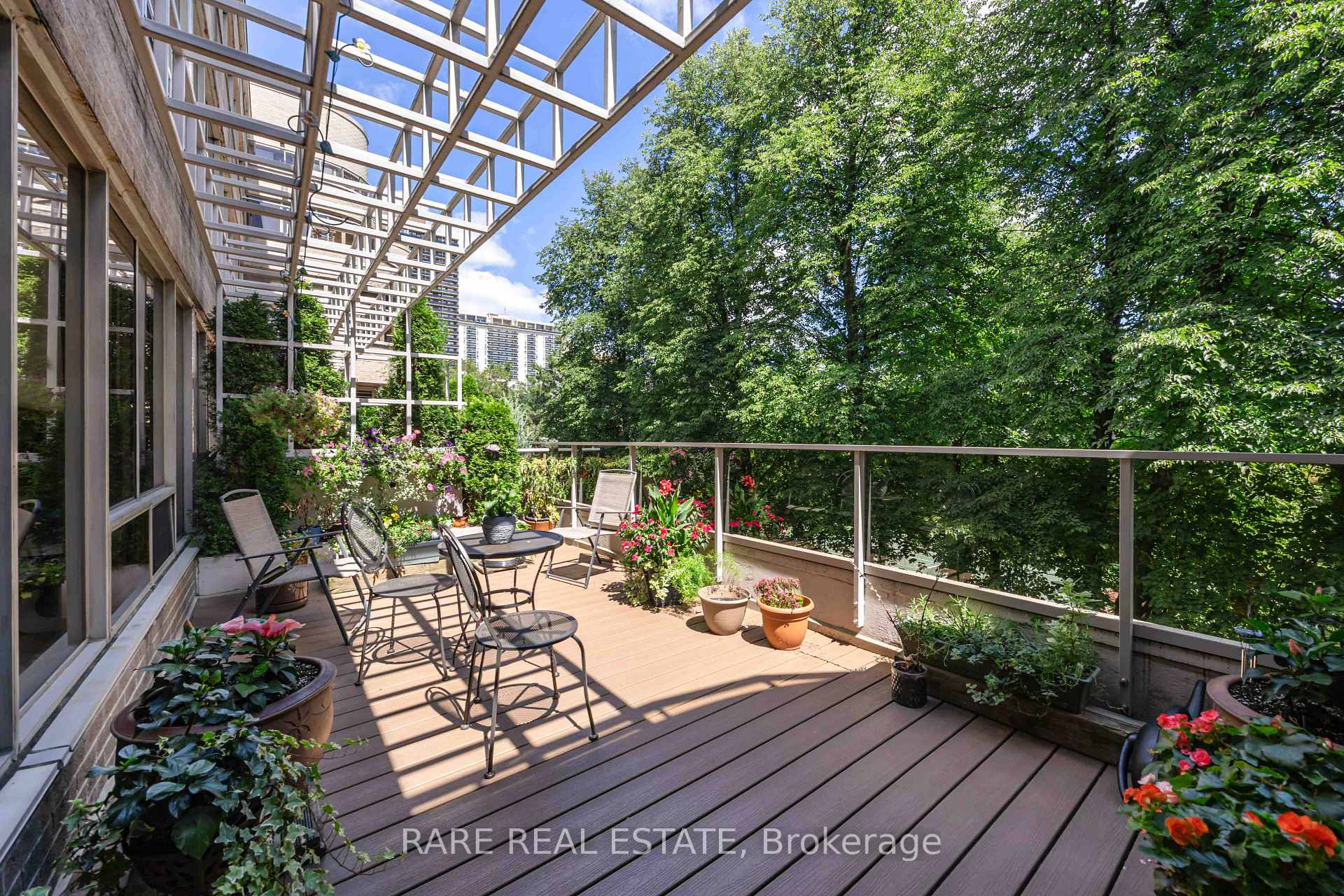Photo 7 of Unit 412, 1177 Yonge Street, Toronto, Rosedale-Moore Park — HOMEH