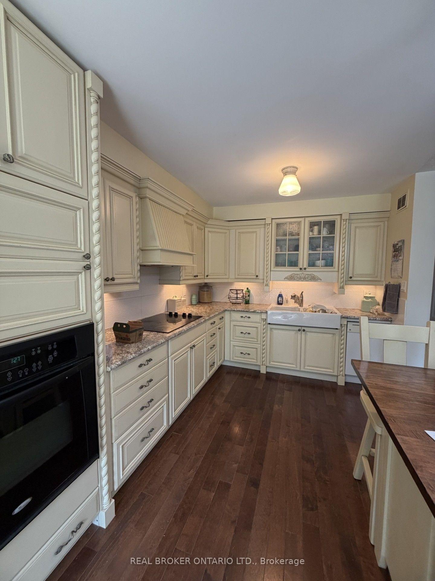 Photo 3 of Unit UPPER, 205 Cedar Beach Road, Brock, Beaverton — HOMEH