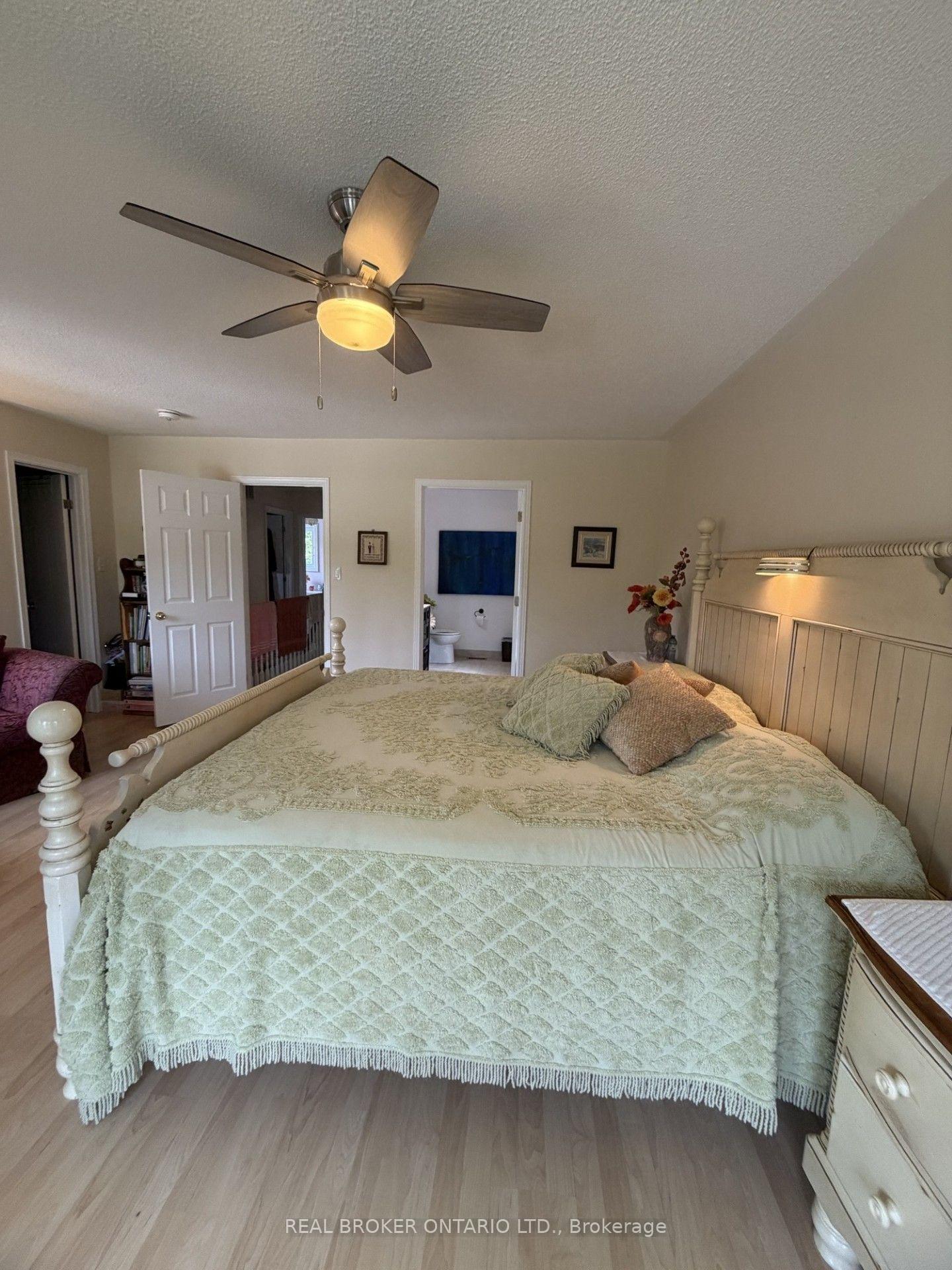Photo 8 of Unit UPPER, 205 Cedar Beach Road, Brock, Beaverton — HOMEH