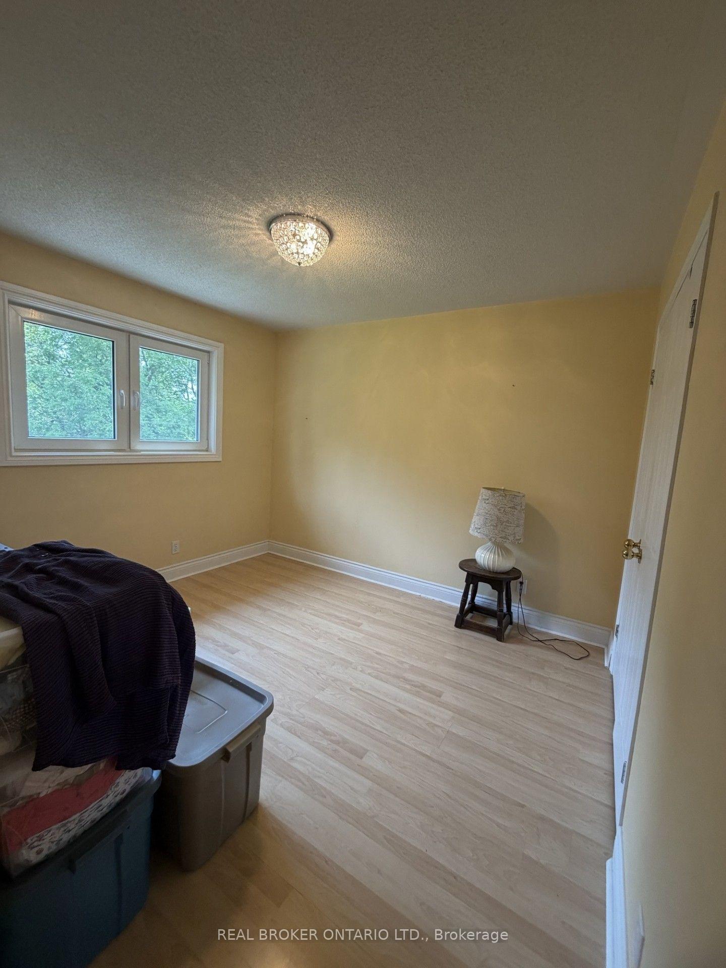 Photo 10 of Unit UPPER, 205 Cedar Beach Road, Brock, Beaverton — HOMEH