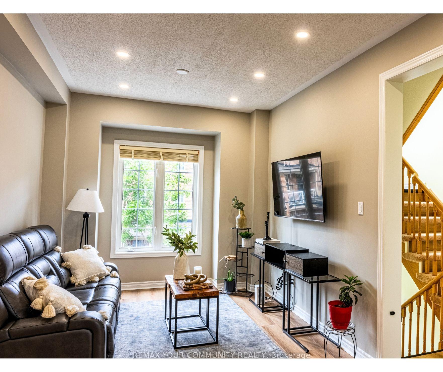 Photo 3 of Unit 34, 25 Annable Lane, Ajax, South East — HOMEH