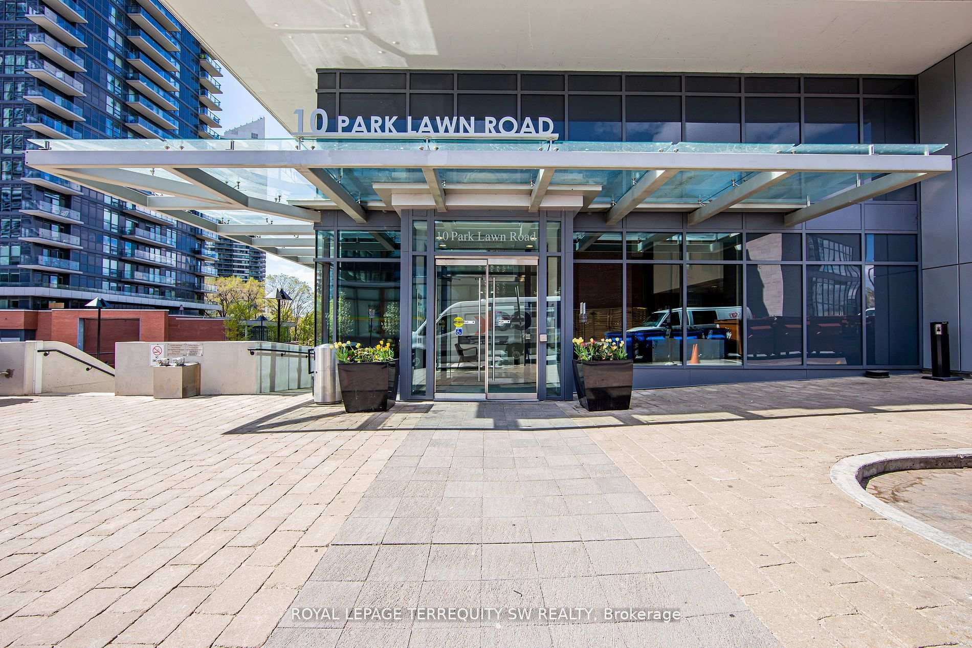 Photo 13 of Unit 1208, 10 Park Lawn Road, Etobicoke, Mimico — HOMEH