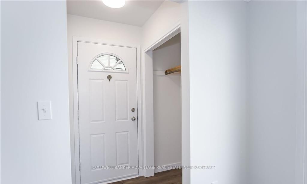 Photo 4 of 55 Kent Street, St. Catharines, Western Hill — HOMEH