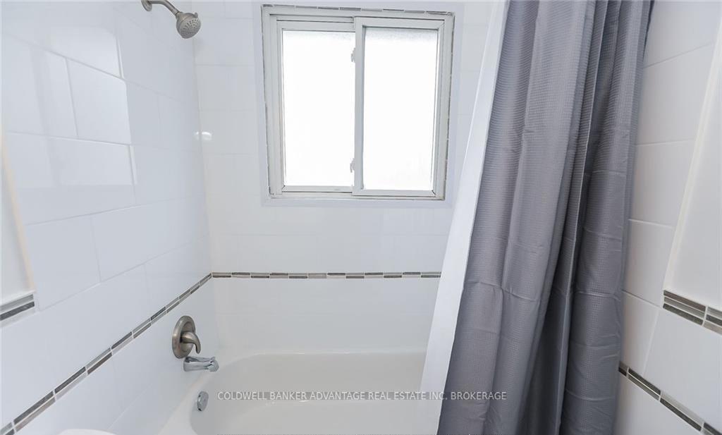 Photo 13 of 55 Kent Street, St. Catharines, Western Hill — HOMEH