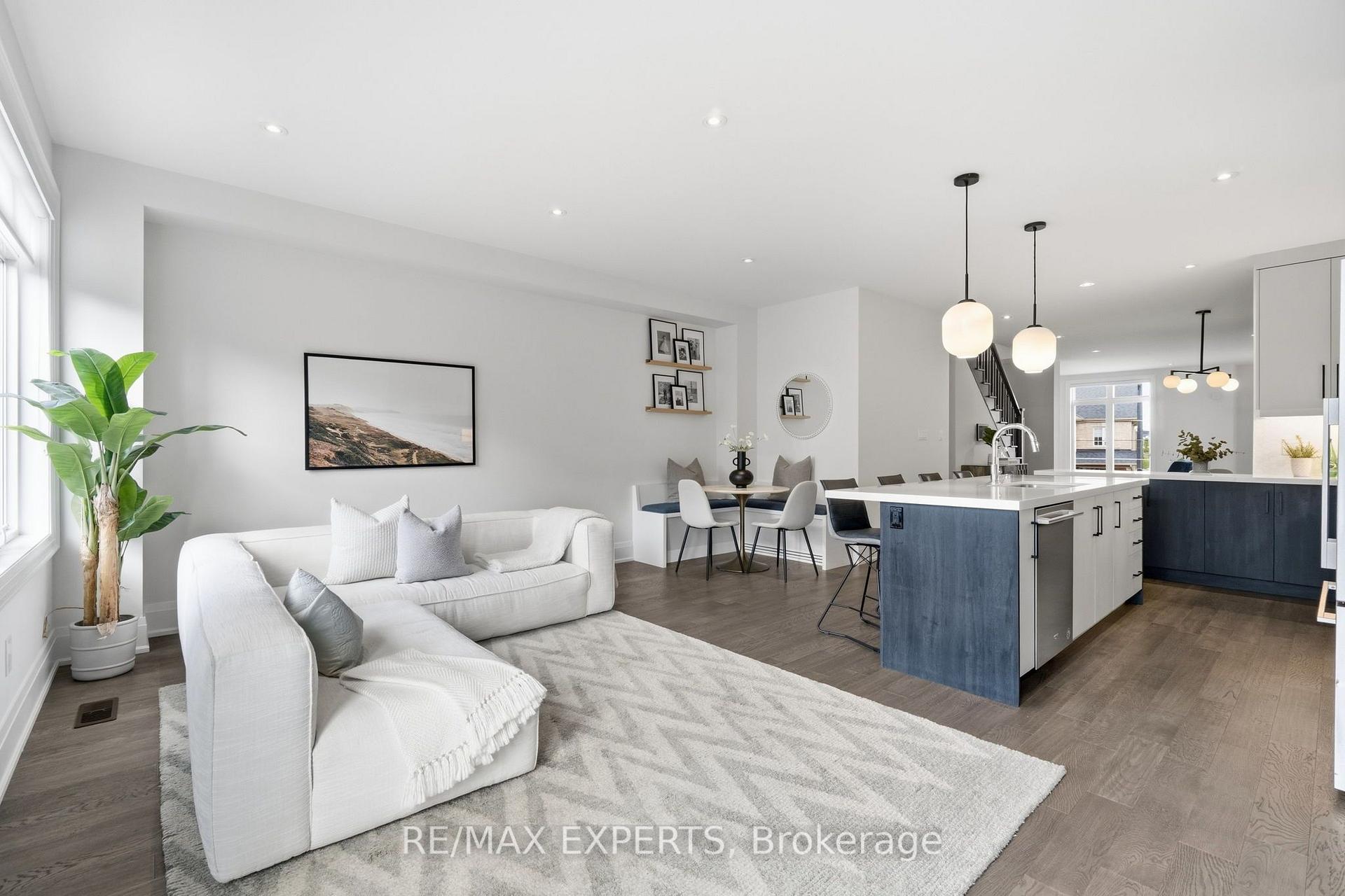 Photo 14 of 22 Velia Court, Vaughan, Vellore Village — HOMEH