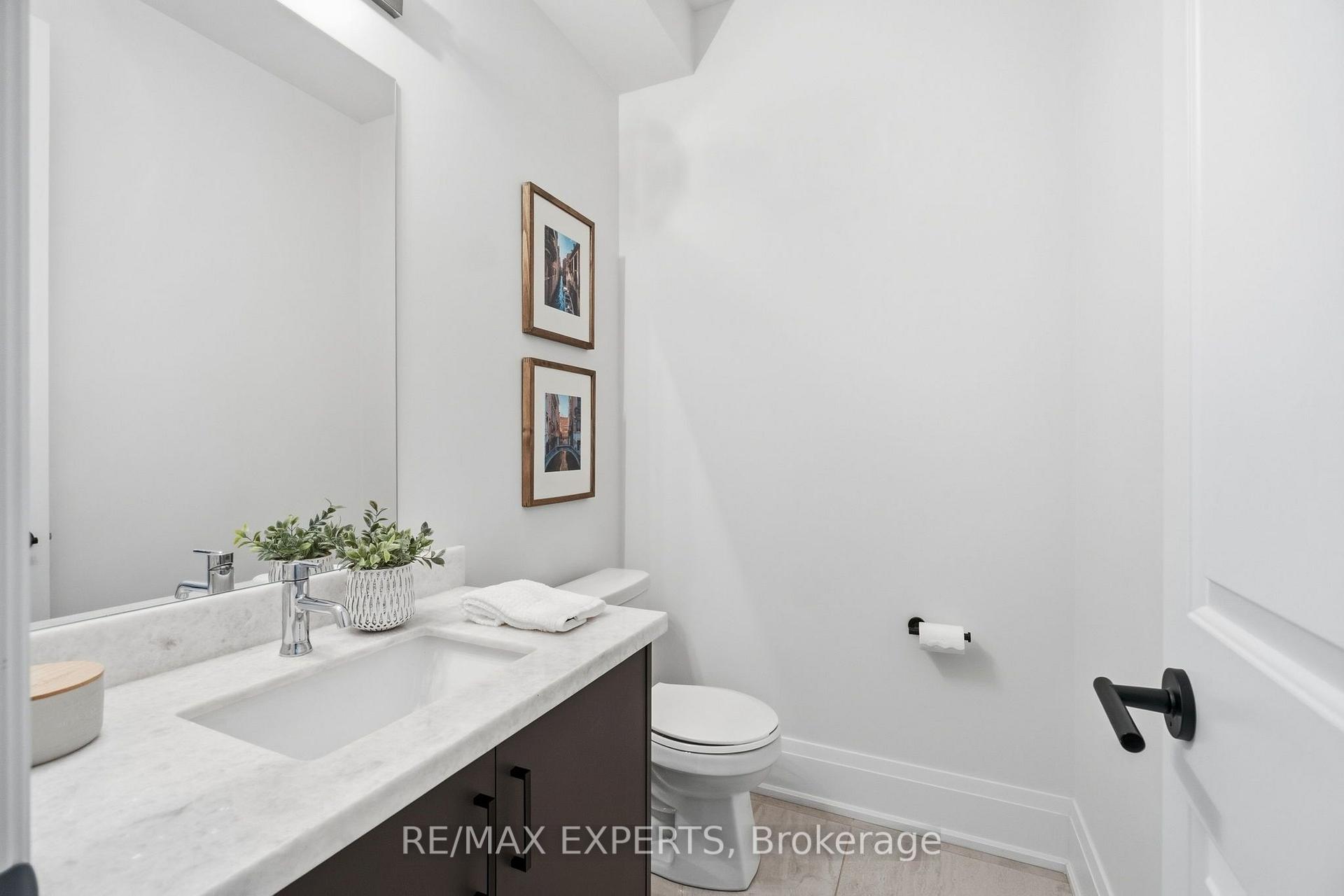 Photo 17 of 22 Velia Court, Vaughan, Vellore Village — HOMEH