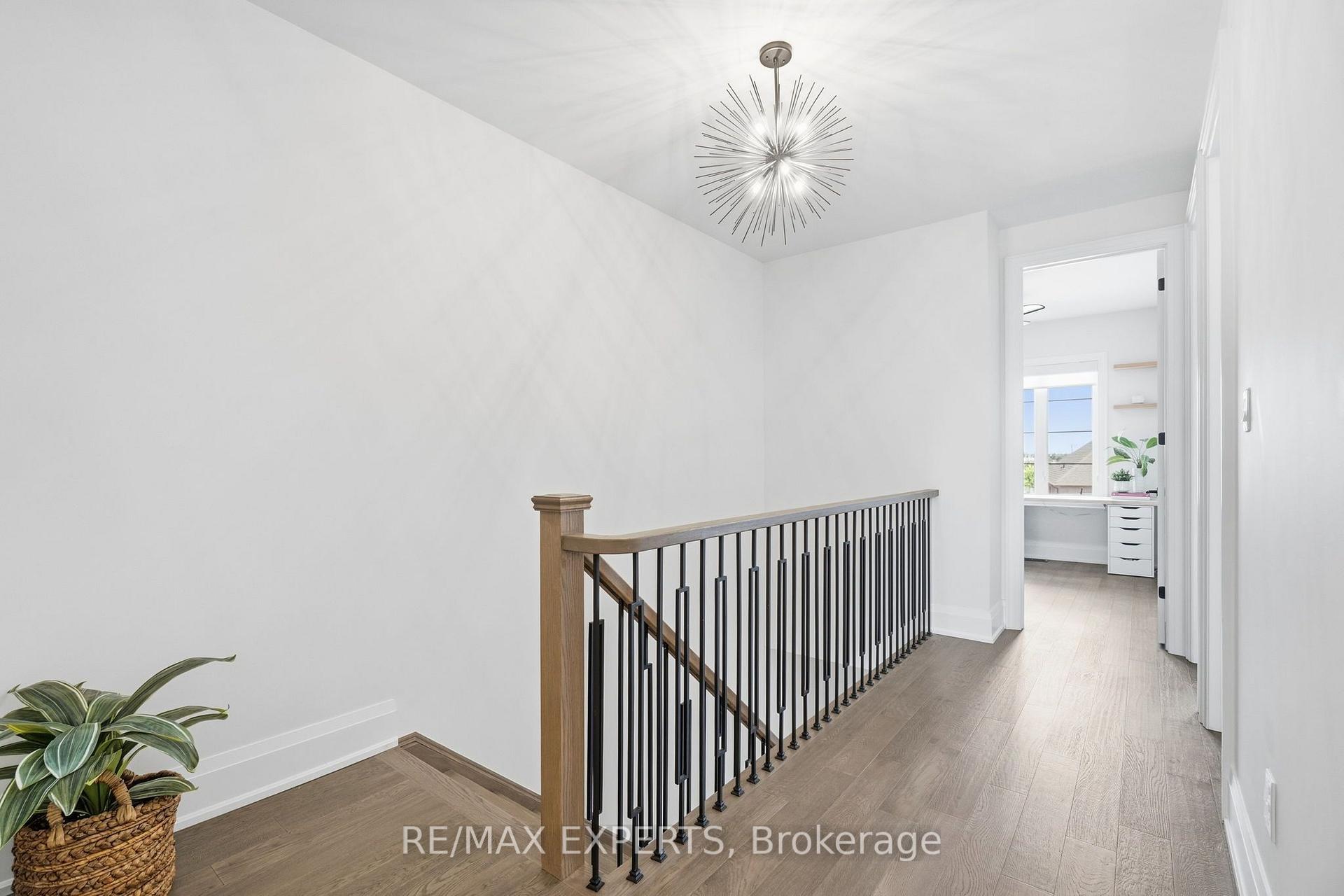 Photo 18 of 22 Velia Court, Vaughan, Vellore Village — HOMEH