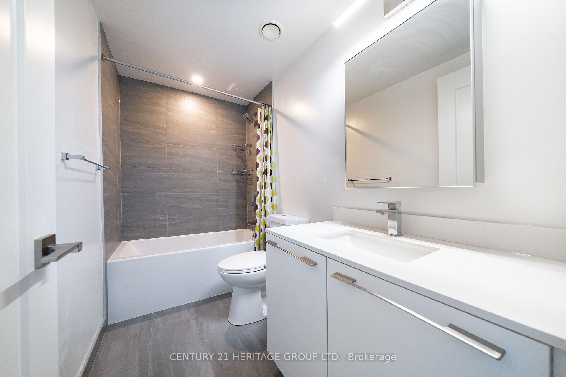 Photo 13 of Unit 1503, 8 Water Walk Drive, Markham, Unionville — HOMEH