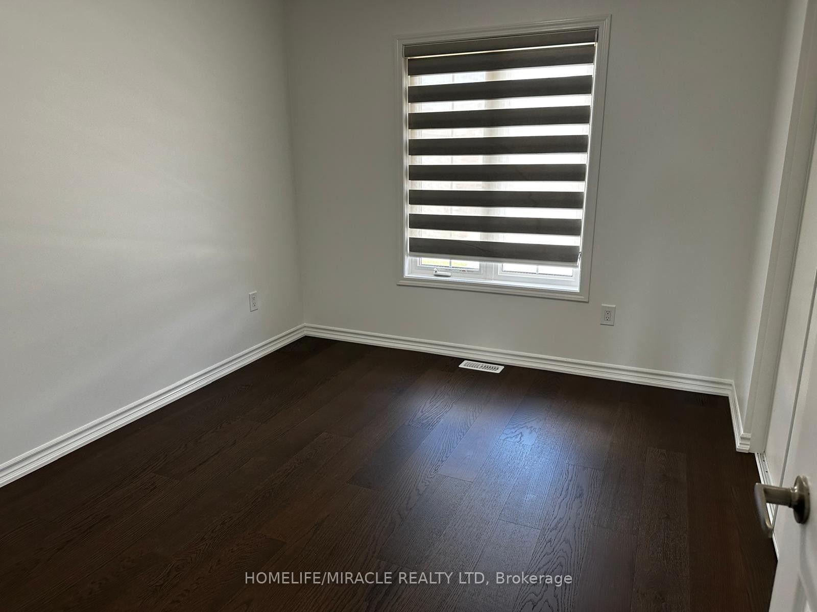 Photo 32 of Unit Upper, 147 Yates Drive, Milton, Cobban — HOMEH