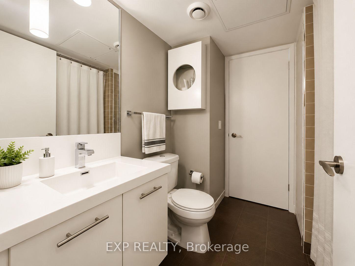 Photo 11 of Unit 1807, 1 Valhalla Inn Road, Etobicoke, Islington-City Centre West — HOMEH