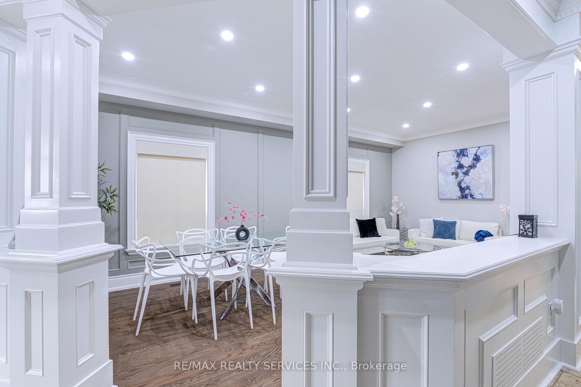 Photo 6 of 16 Fallgate Drive, Brampton, Credit Valley — HOMEH