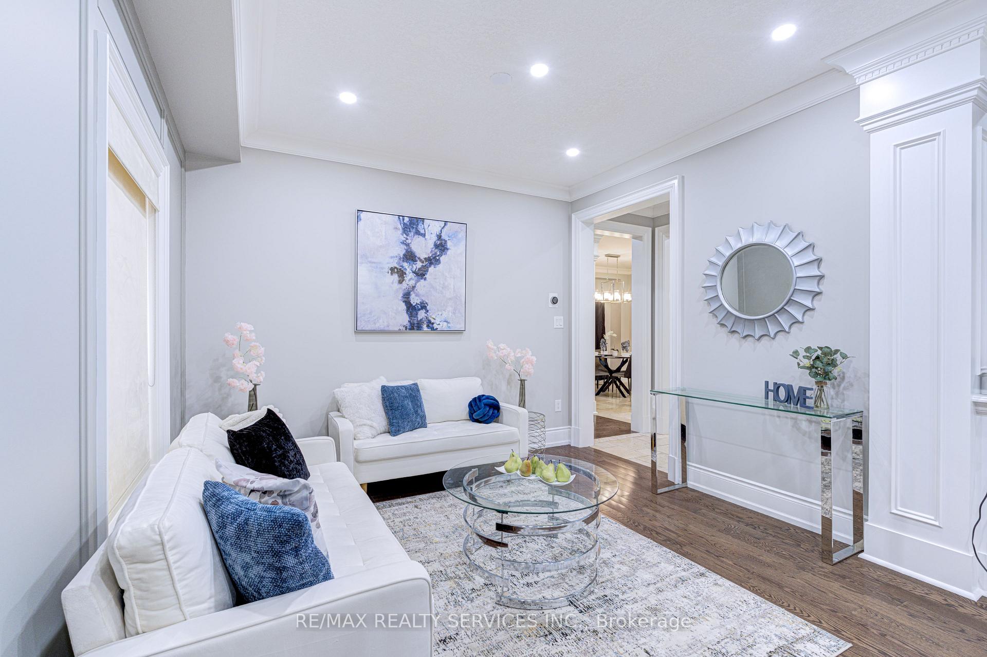 Photo 9 of 16 Fallgate Drive, Brampton, Credit Valley — HOMEH