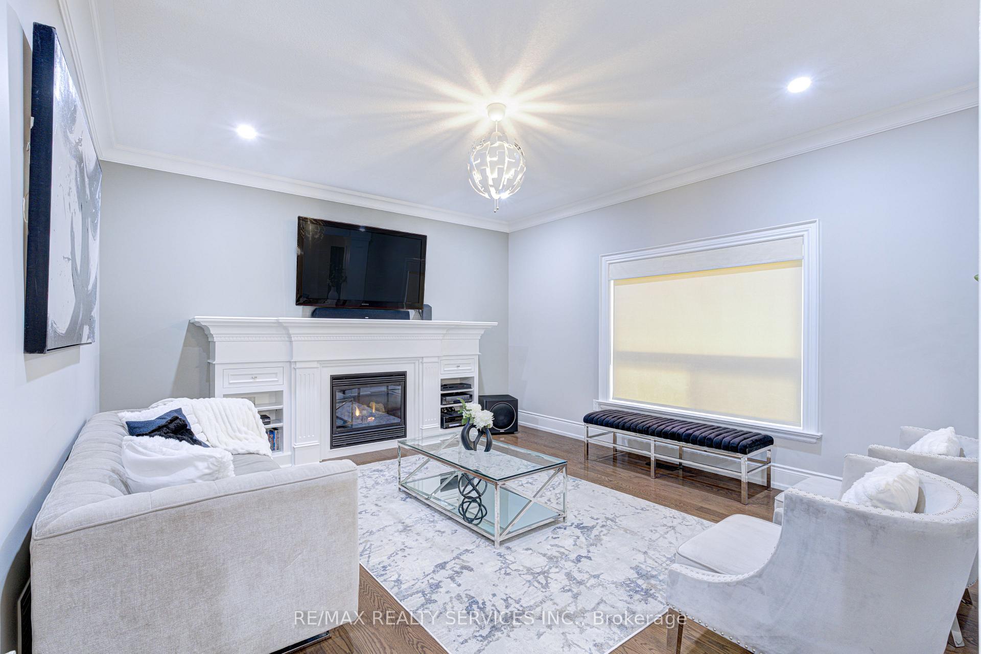 Photo 19 of 16 Fallgate Drive, Brampton, Credit Valley — HOMEH