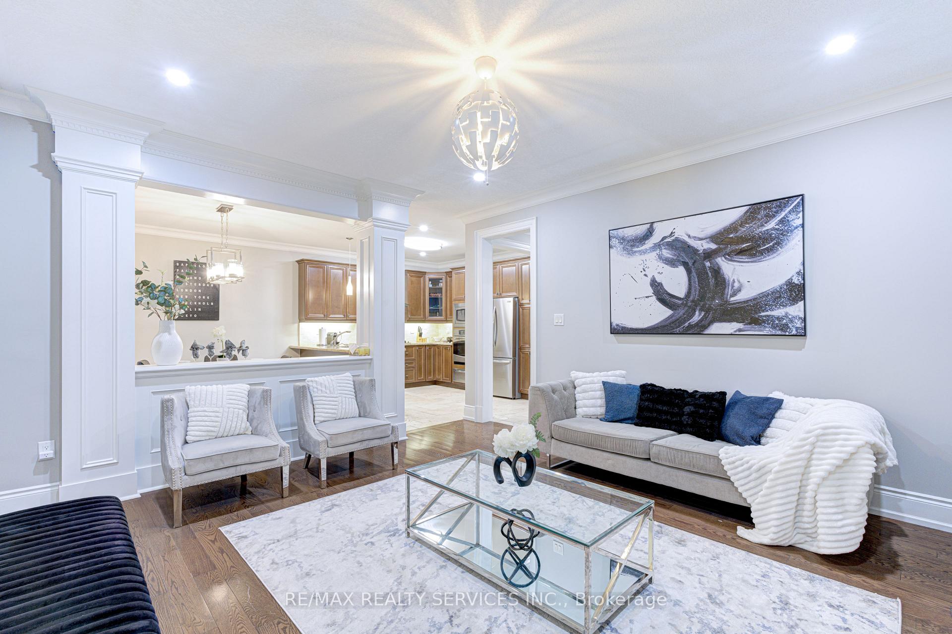 Photo 20 of 16 Fallgate Drive, Brampton, Credit Valley — HOMEH