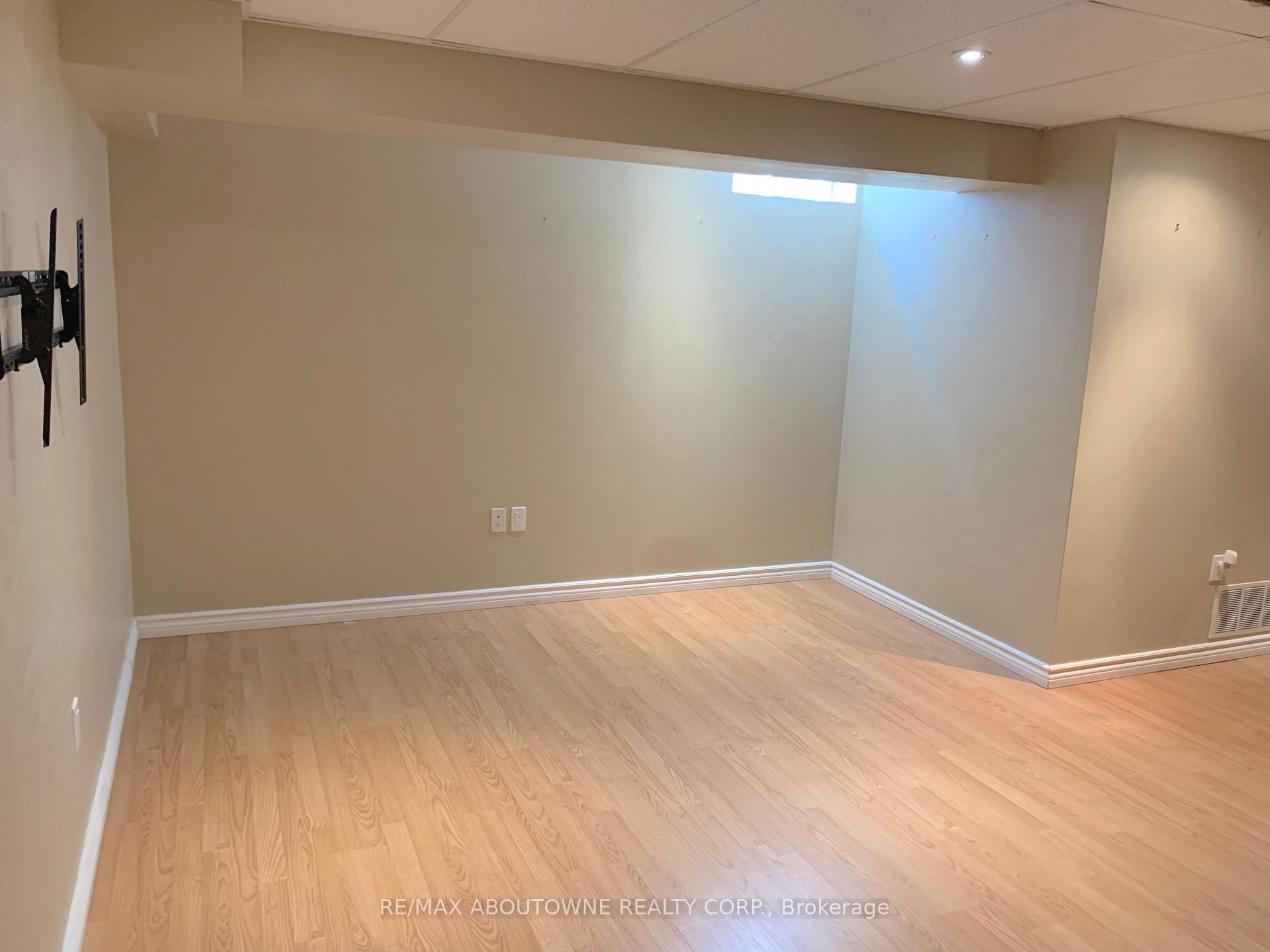 Photo 28 of 469 Ambleside Drive, Oakville, River Oaks — HOMEH