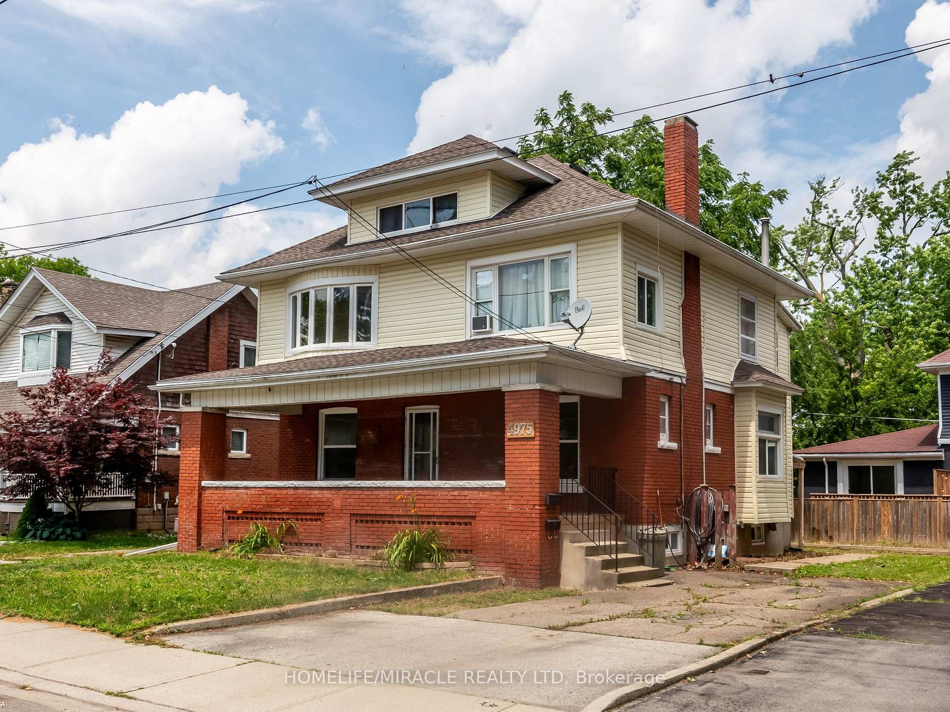 Photo 3 of Unit 1, 4975 Mcrae Street, Niagara Falls, Cherrywood — HOMEH
