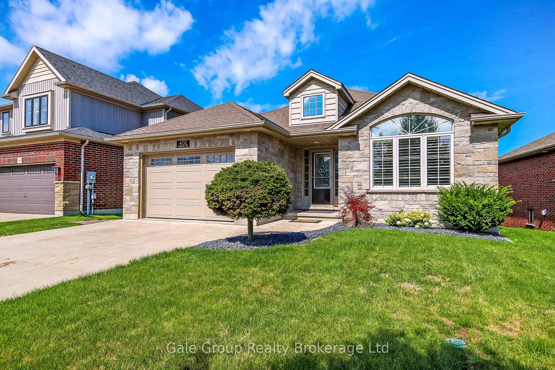 Photo of 402 Fairway Road