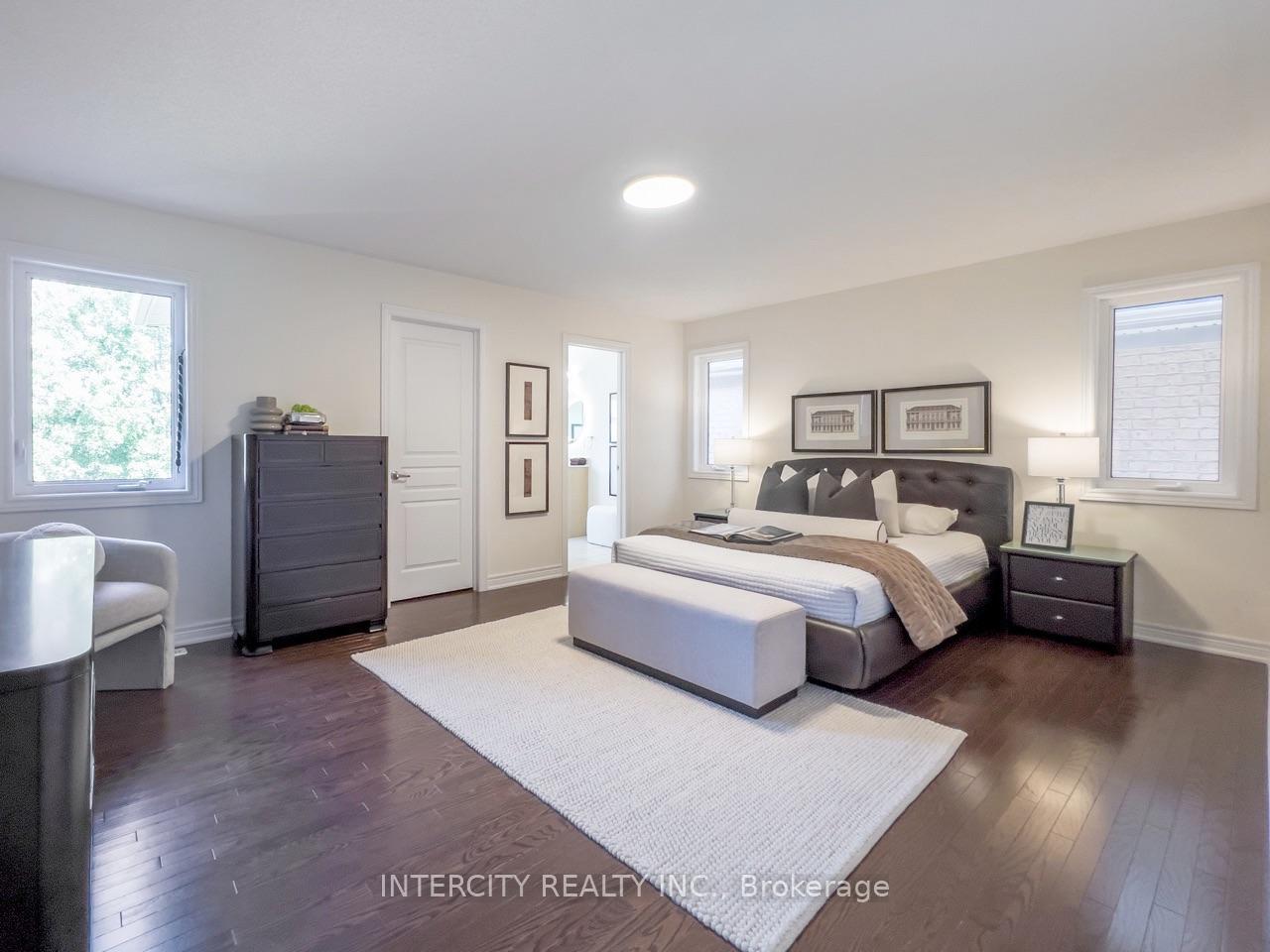 Photo 10 of 45 Lady Loretta Lane, Vaughan, Patterson — HOMEH