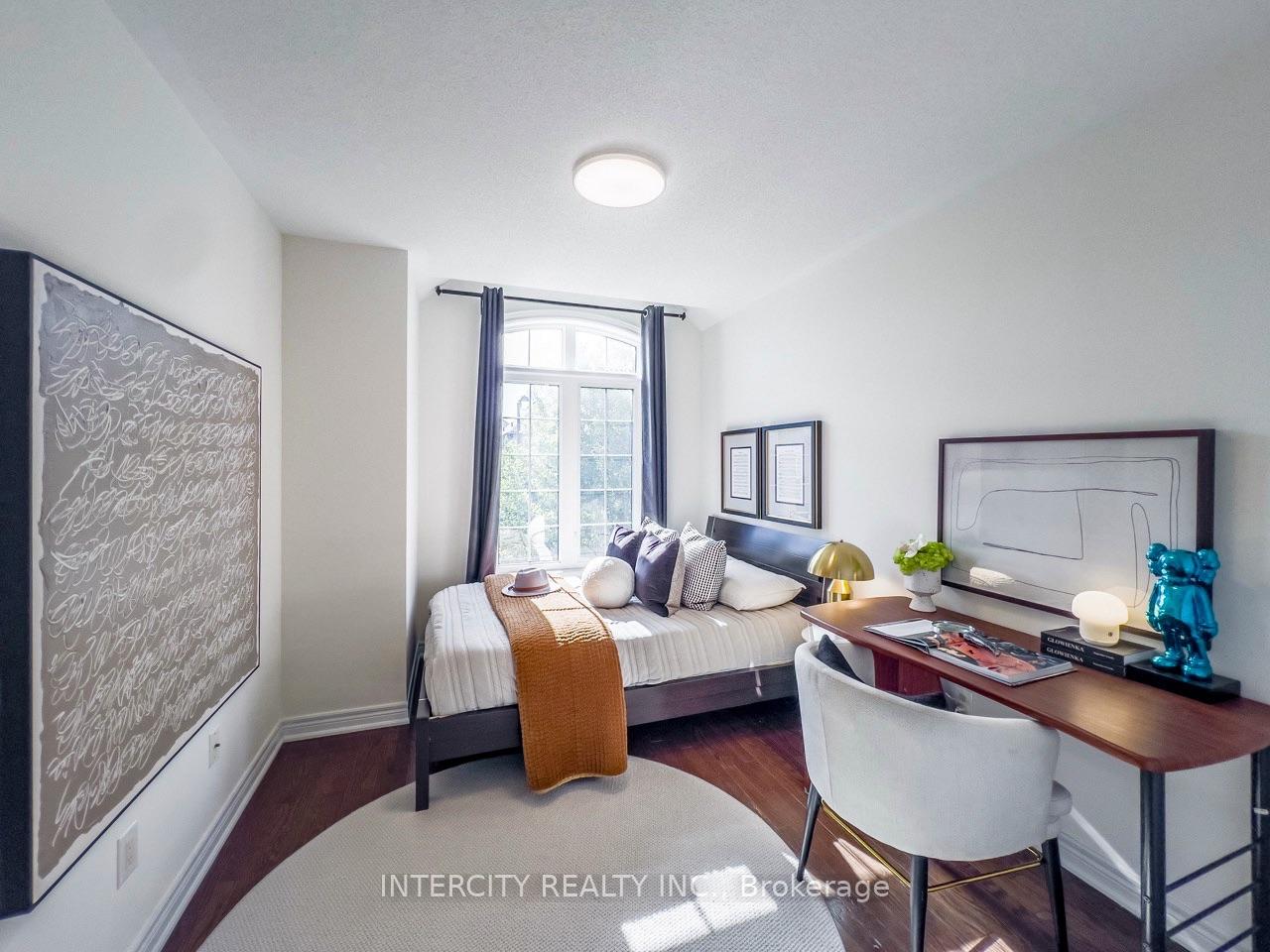 Photo 13 of 45 Lady Loretta Lane, Vaughan, Patterson — HOMEH