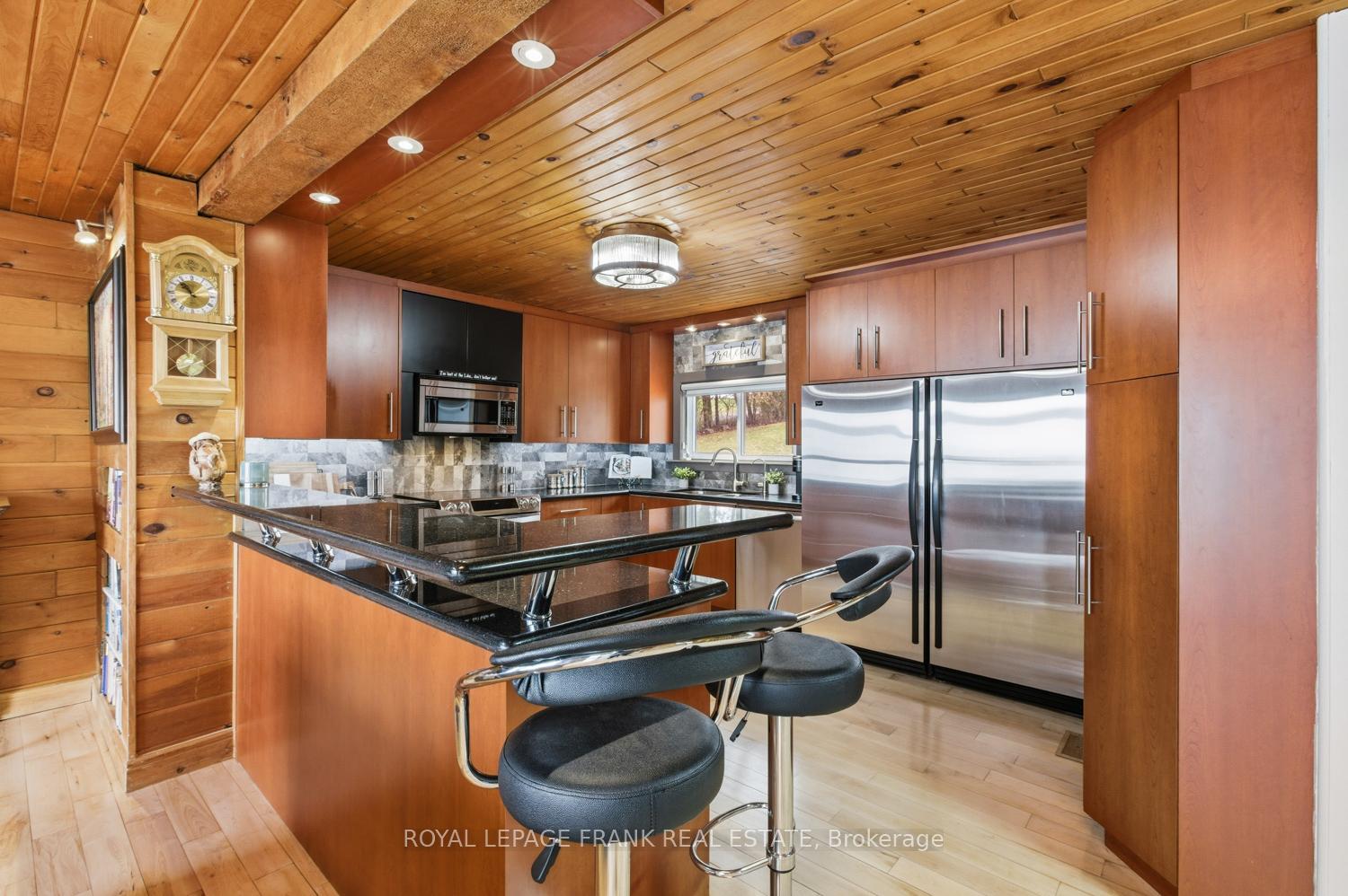 Photo 20 of 111 Ball Point Road, Kawartha Lakes, Little Britain — HOMEH