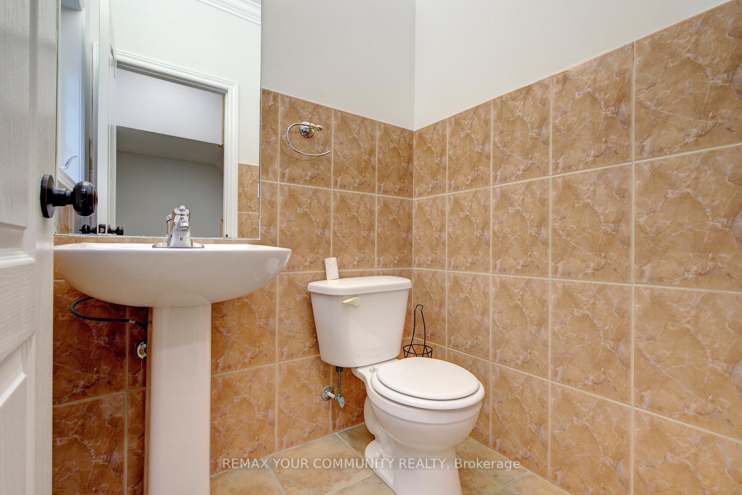 Photo 39 of 26 Yarden Drive, Vaughan, Patterson — HOMEH