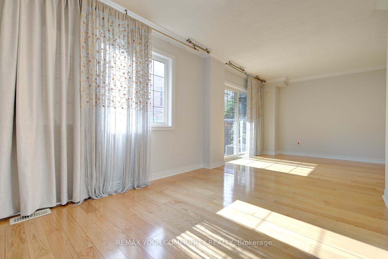 Photo 46 of 26 Yarden Drive, Vaughan, Patterson — HOMEH