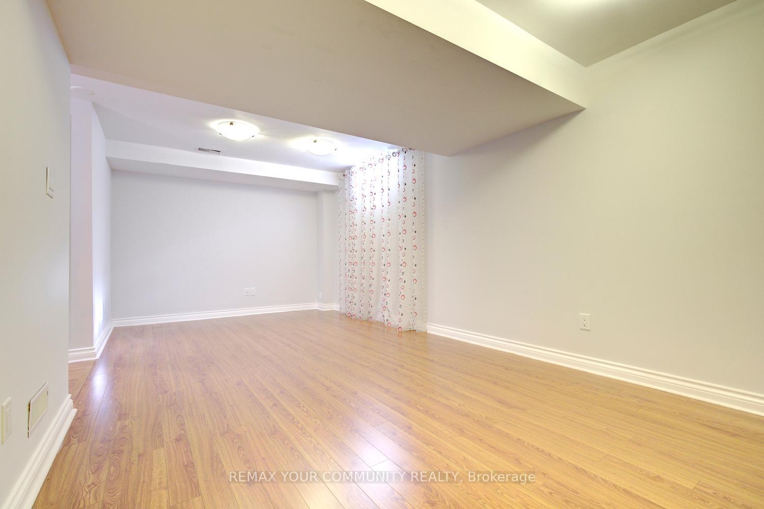 Photo 47 of 26 Yarden Drive, Vaughan, Patterson — HOMEH