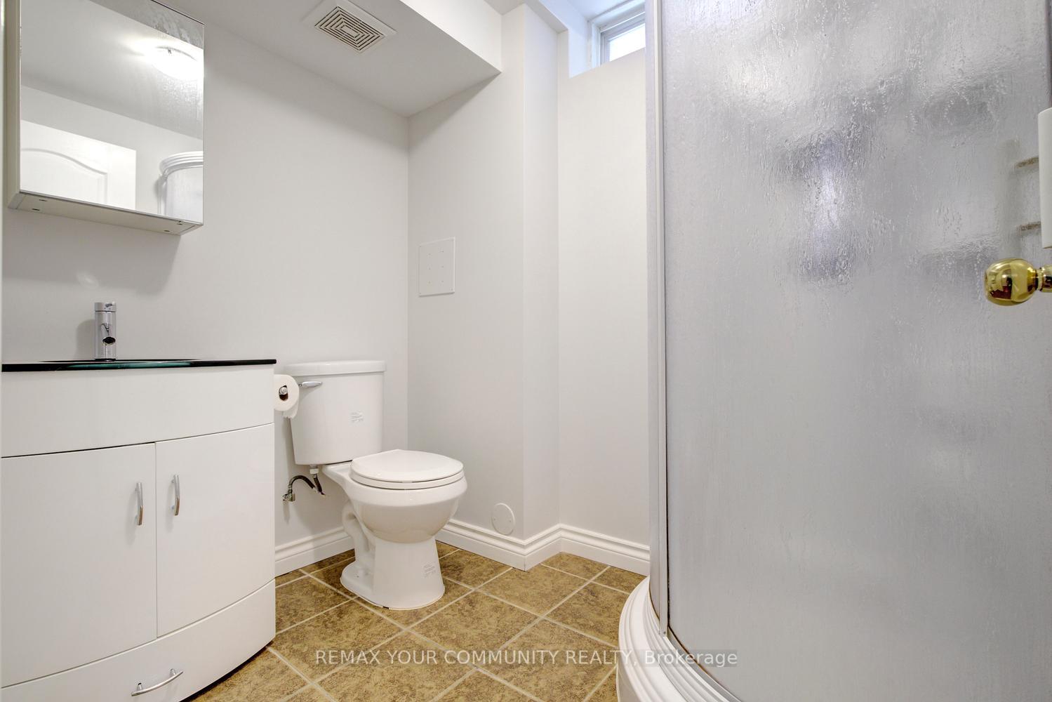 Photo 49 of 26 Yarden Drive, Vaughan, Patterson — HOMEH