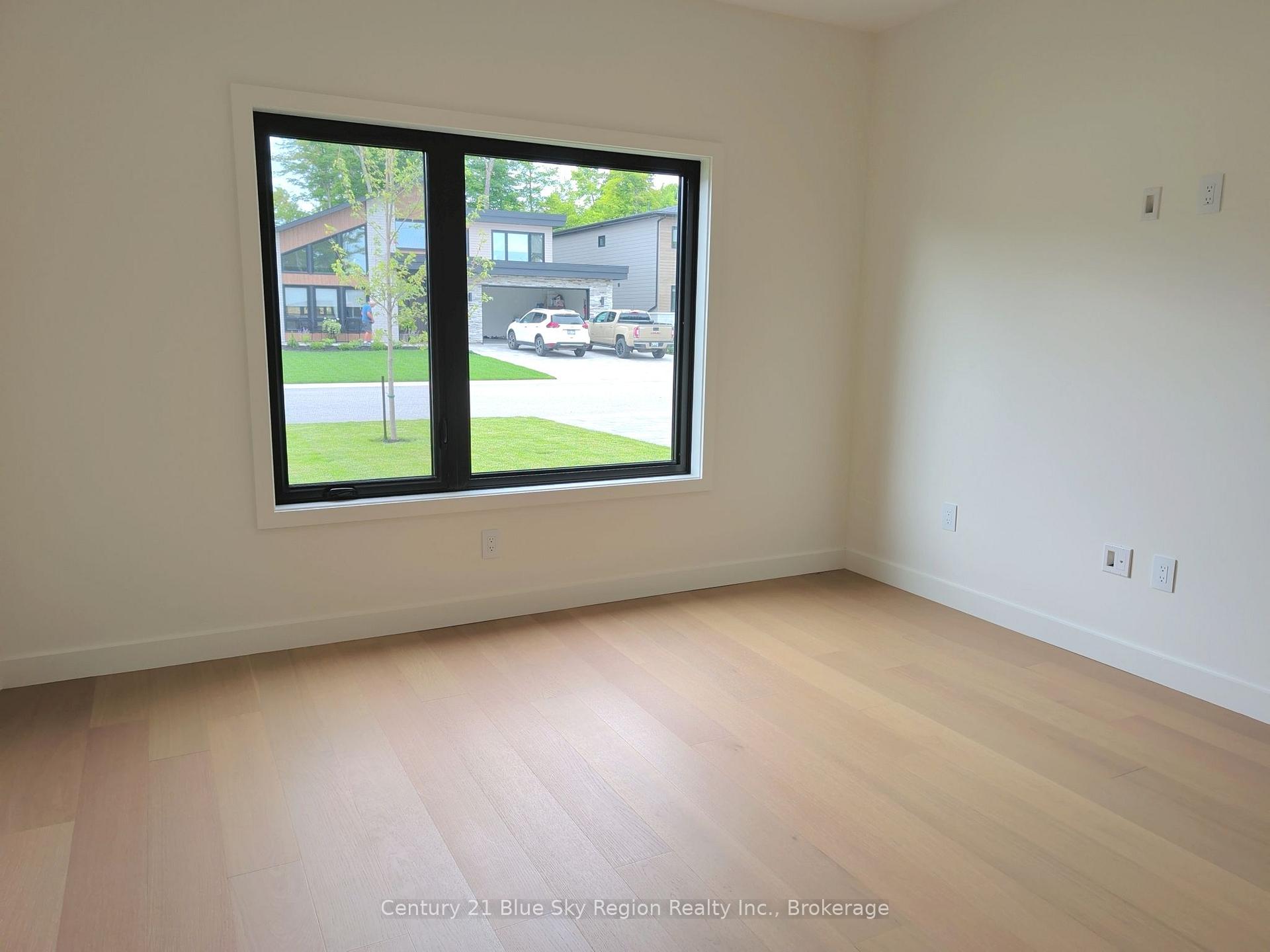 Photo 24 of 38 Katie Ann Crescent, North Bay, Airport — HOMEH