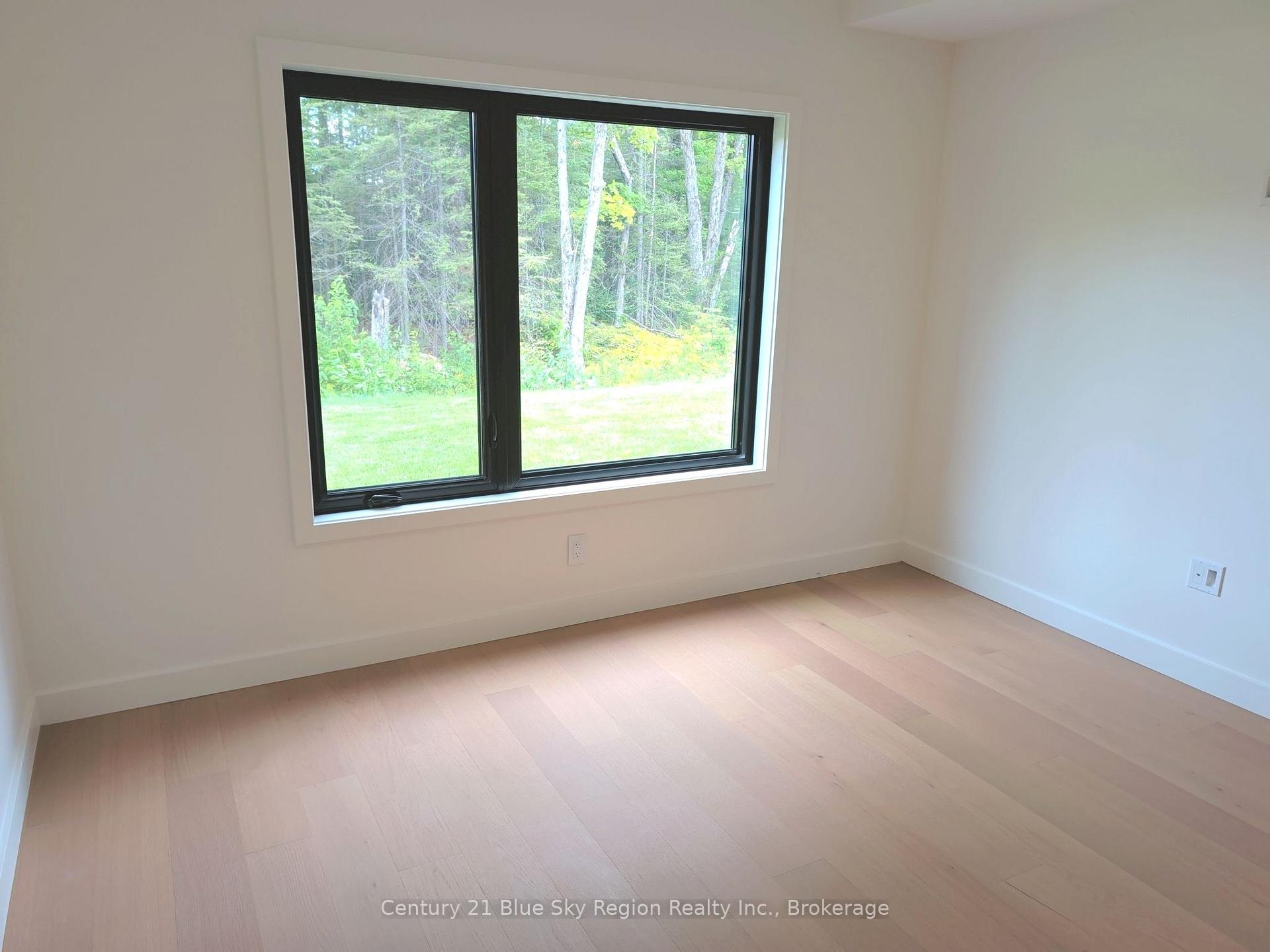 Photo 32 of 38 Katie Ann Crescent, North Bay, Airport — HOMEH