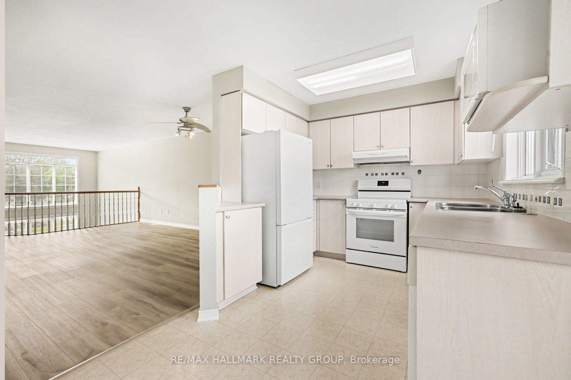 Photo 10 of 4429 Harper Avenue, Ottawa, Carson Grove — HOMEH