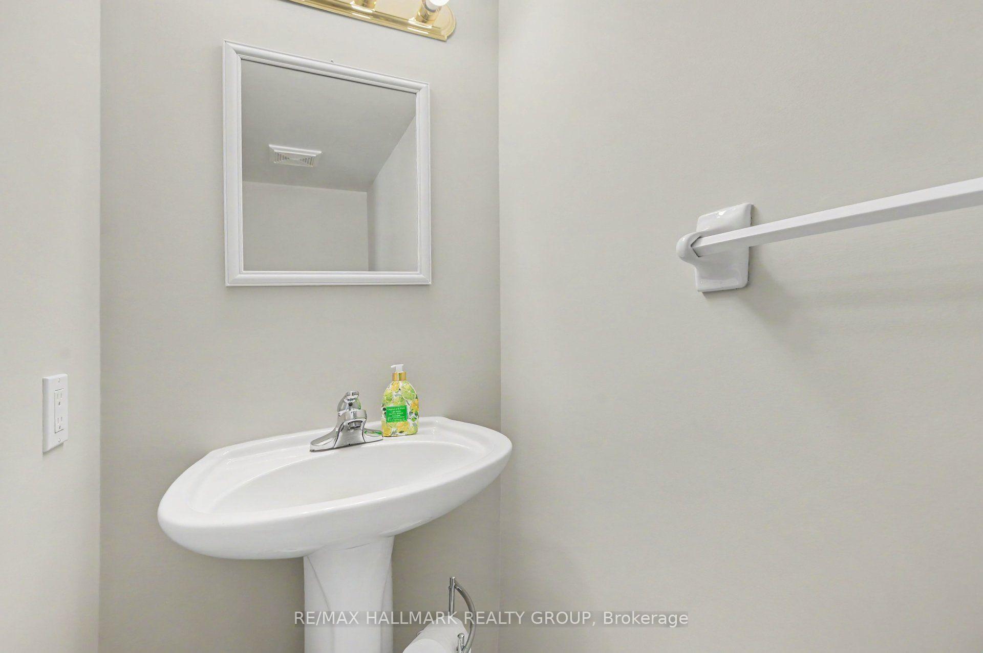 Photo 12 of 4429 Harper Avenue, Ottawa, Carson Grove — HOMEH