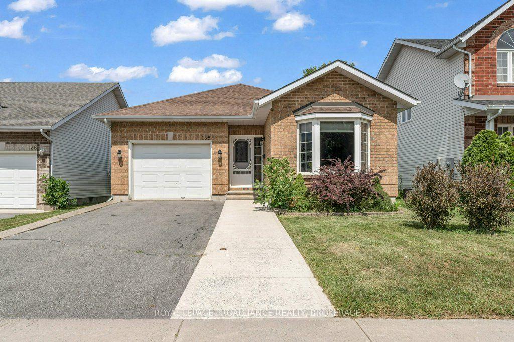 Photo 1 of 138 Dalgleish Avenue, Kingston, Kingston East (Incl Barret Crt) — HOMEH