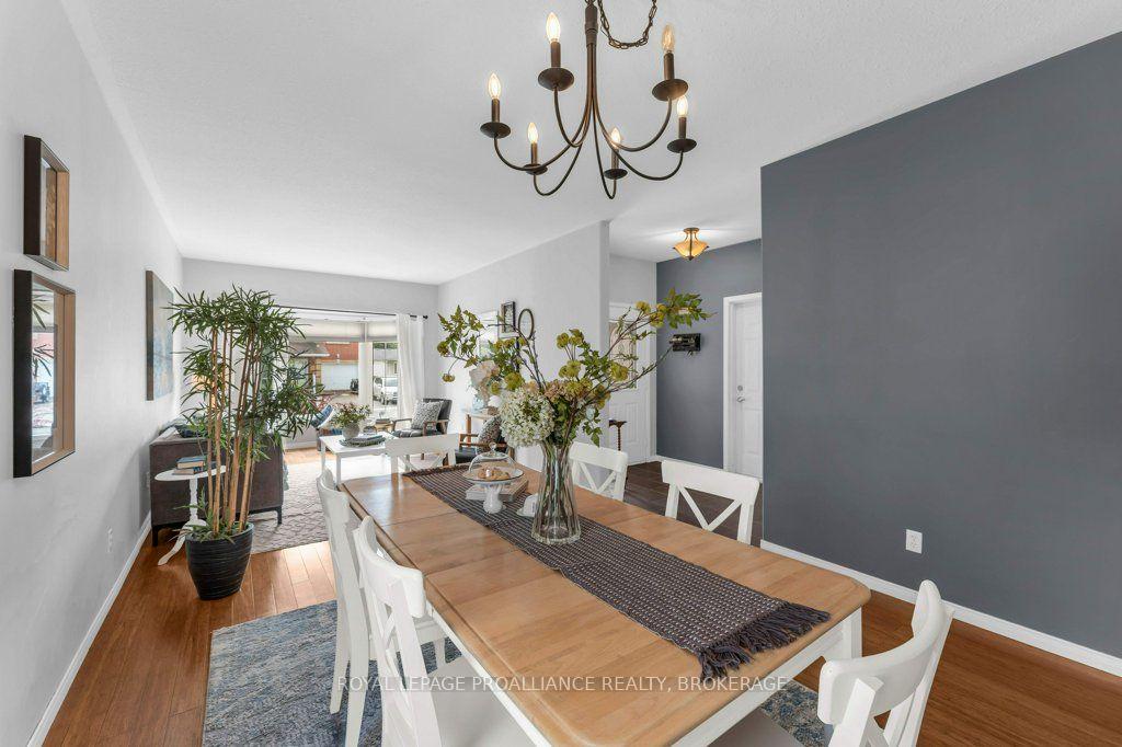 Photo 8 of 138 Dalgleish Avenue, Kingston, Kingston East (Incl Barret Crt) — HOMEH